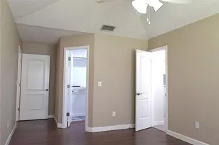 2009 Branch Tree Ln, Brandon, FL 33511 - Photo 24