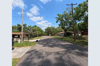 1103 N Pennsylvania Avenue, Plant City, FL 33563 - Photo 8