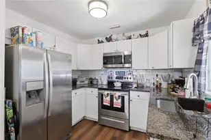 3802 Lakeshore Dr, Tampa, FL 33604 - Photo 12