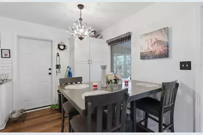 3802 Lakeshore Drive, Tampa, FL 33604 - Photo 14