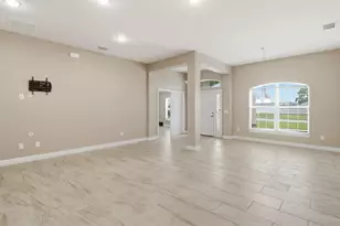 9097 SE 48th Court Rd, Ocala, FL 34480 - Photo 4