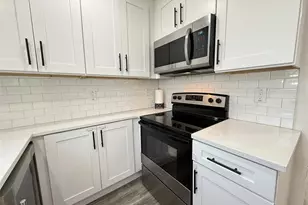 8027 N Newport Ave, Tampa, FL 33604 - Photo 8