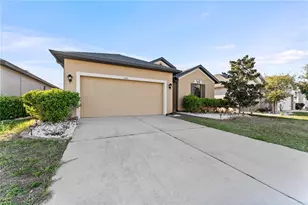 954 Old Windsor Way, Spring Hill, FL 34609 - Photo 2