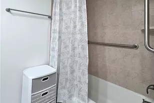 700 Starkey Rd, Largo, FL 33771 - Photo 46