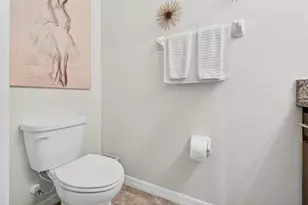 594 52nd Terrace N, Saint Petersburg, FL 33703 - Photo 8