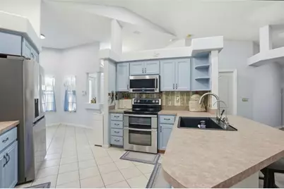 10494 Desert Sparrow Avenue, Weeki Wachee, FL 34613 - Photo 6