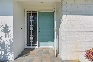 2549 Wynnewood Dr, Clearwater, FL 33763 - Photo 2