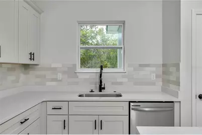 7248 N Radcliff Avenue, Citrus Springs, FL 34434 - Photo 10