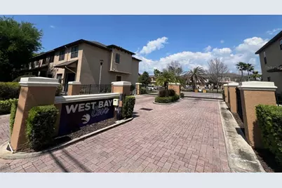 10243 Villa Palazzo Court, Tampa, FL 33615 - Photo 2