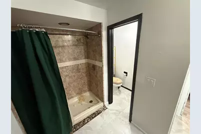 4747 Puritan Circle #523, Tampa, FL 33617 - Photo 8