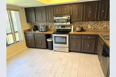 4747 Puritan Circle #523, Tampa, FL 33617 - Photo 4