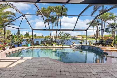 4731 Coconut Palm Circle NE, Saint Petersburg, FL 33703 - Photo 4