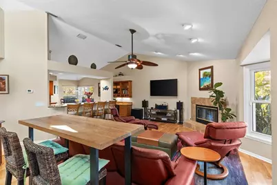 4731 Coconut Palm Circle NE, Saint Petersburg, FL 33703 - Photo 8