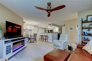 1407 Lennox Rd E, Palm Harbor, FL 34683 - Photo 4