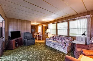 5330 Betmar Dr, Zephyrhills, FL 33542 - Photo 18