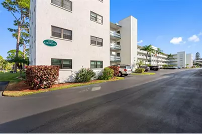 5970 80th Street N #411, Saint Petersburg, FL 33709 - Photo 2