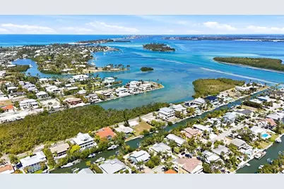 616 Lyons Lane, Longboat Key, FL 34228 - Photo 44