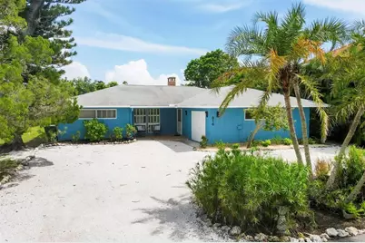 616 Lyons Lane, Longboat Key, FL 34228 - Photo 1