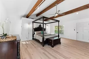 1584 Oak Ln, Clearwater, FL 33764 - Photo 16