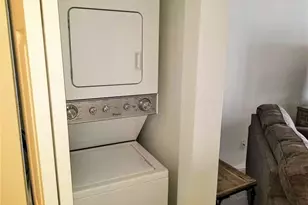 169 Pompano Dr SE, Saint Petersburg, FL 33705 - Photo 20