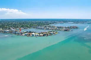 31 N Pine Cir, Belleair, FL 33756 - Photo 78