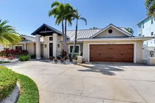 31 N Pine Cir, Belleair, FL 33756 - Photo 80