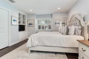 31 N Pine Cir, Belleair, FL 33756 - Photo 20