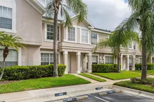 425 Kensington Lake Cir, Brandon, FL 33511 - Photo 2