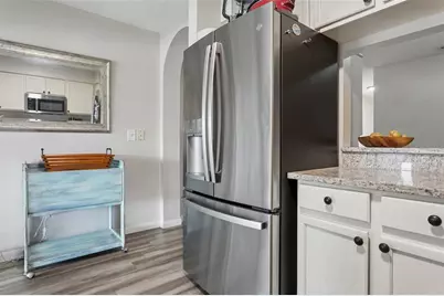 425 Kensington Lake Circle, Brandon, FL 33511 - Photo 10