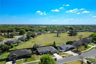 989 NW 231st Way, Newberry, FL 32669 - Photo 2