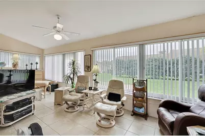 2353 Summercrest Lane, Spring Hill, FL 34606 - Photo 14