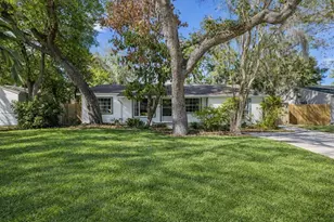 815 W Lowry Ln, Tampa, FL 33604 - Photo 1