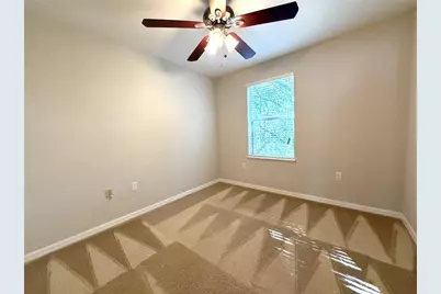 4710 Ashburn Pond Way, Tampa, FL 33610 - Photo 12