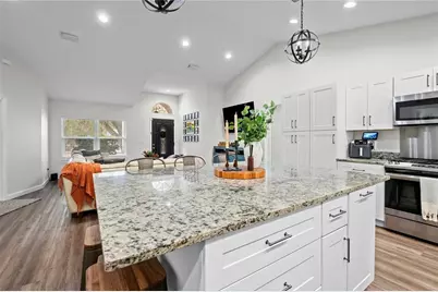 12202 Meadow Lane, San Antonio, FL 33576 - Photo 4