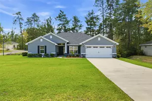 47 Village Center Dr, Homosassa, FL 34446 - Photo 1