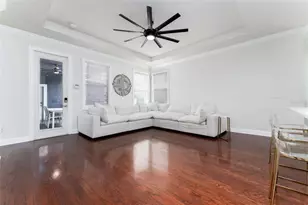 16007 Loneoak View Dr, Lithia, FL 33547 - Photo 12