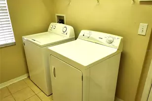 31354 Kirkshire Ct, Wesley Chapel, FL 33543 - Photo 12