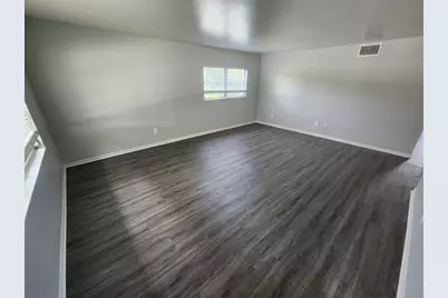 2501 Renatta Drive #4, Belleair Bluffs, FL 33770 - Photo 4