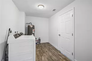 601 Dewolf Rd, Brandon, FL 33511 - Photo 32