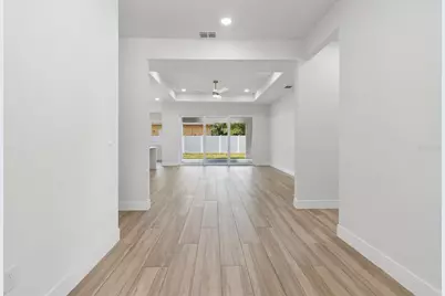 1810 W Erna Drive, Tampa, FL 33603 - Photo 32