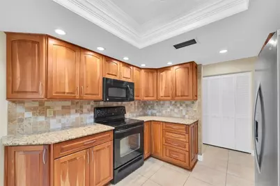 3392 Dumaine Court, Clearwater, FL 33761 - Photo 10
