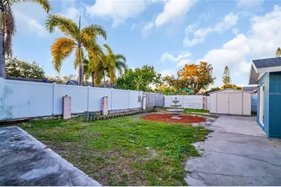 12392 Cumberland Drive, Largo, FL 33773 - Photo 18