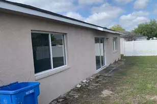 3136 Pine Top Dr, Valrico, FL 33594 - Photo 18