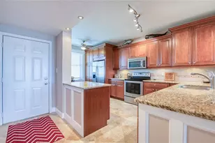 7984 Sailboat Key Blvd S, South Pasadena, FL 33707 - Photo 6