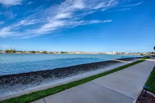 7984 Sailboat Key Blvd S, South Pasadena, FL 33707 - Photo 38