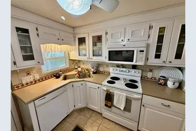 34541 Violet Drive N, Pinellas Park, FL 33781 - Photo 4