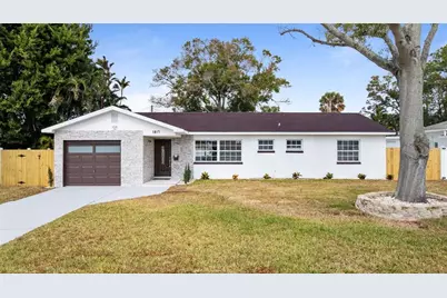 1817 Oregon Avenue NE, Saint Petersburg, FL 33703 - Photo 1