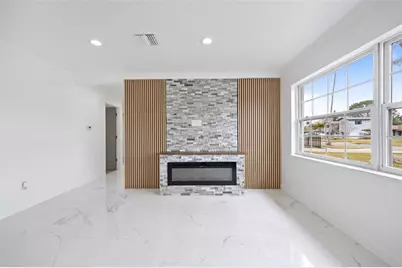 1817 Oregon Avenue NE, Saint Petersburg, FL 33703 - Photo 8