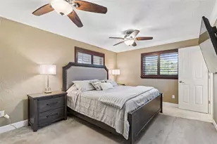 10127 Paradise Blvd, Treasure Island, FL 33706 - Photo 30