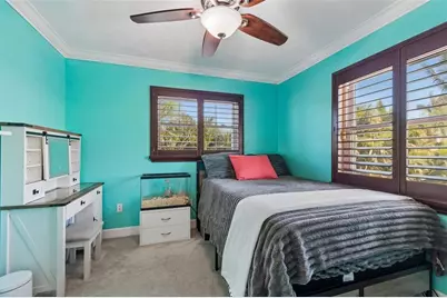 10127 Paradise Boulevard, Treasure Island, FL 33706 - Photo 36
